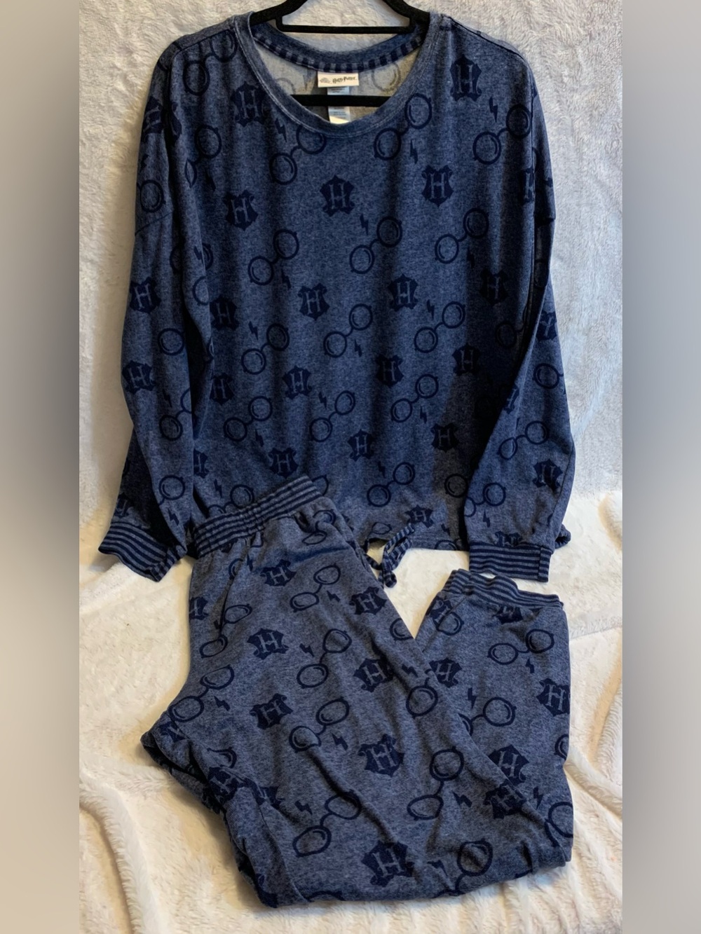 Harry Potter Hogwarts Crest Glasses Pajama Set